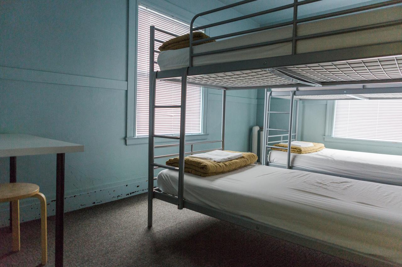 Single Bed 4-Bed Female Dorm Shared Bath